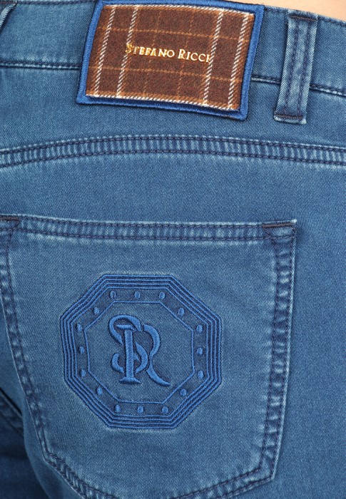 джинсы  повседневного стиля с лицевой стороны