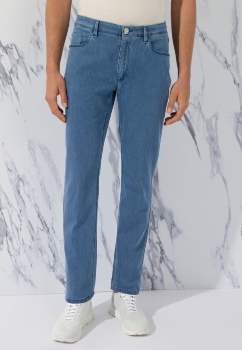 джинсы  от бренда stefano ricci вид слева