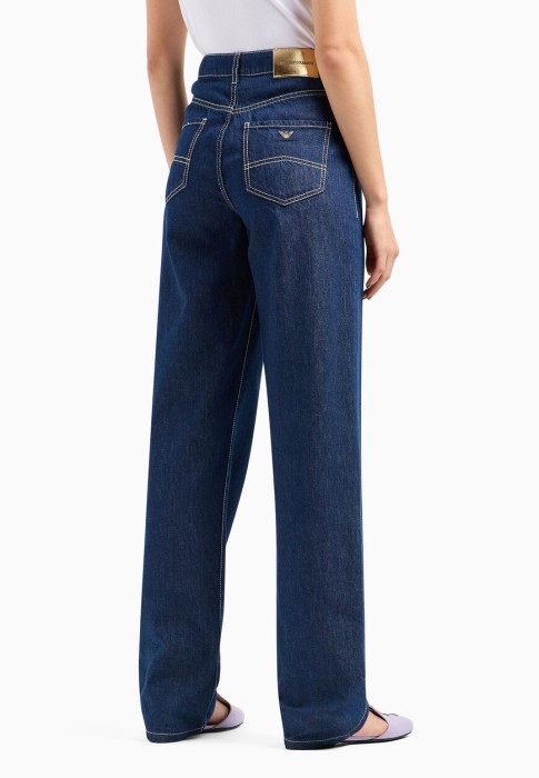 джинсы  из италии вид сбоку