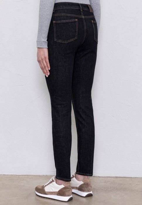 джинсы  из италии вид сбоку