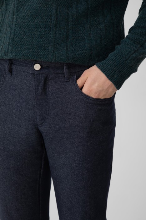 джинсы  из италии вид сбоку