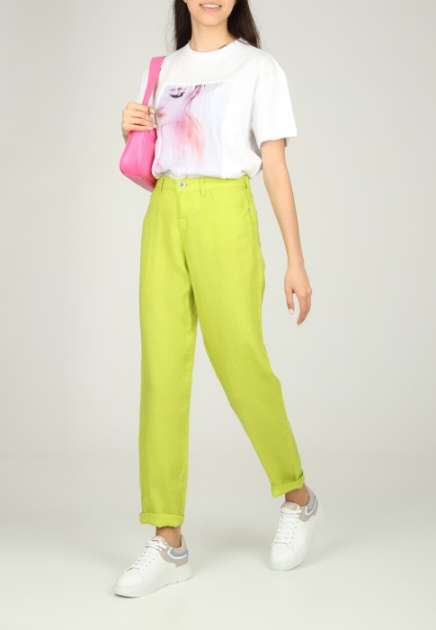 джинсы  от бренда emporio armani вид слева