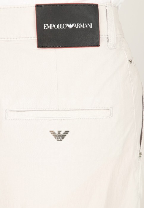 джинсы  из проверенных материалов спереди