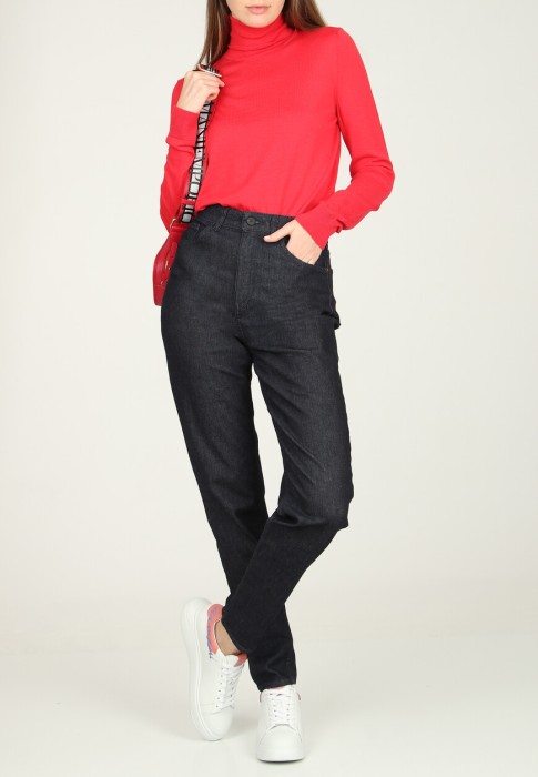 джинсы  из италии вид сбоку