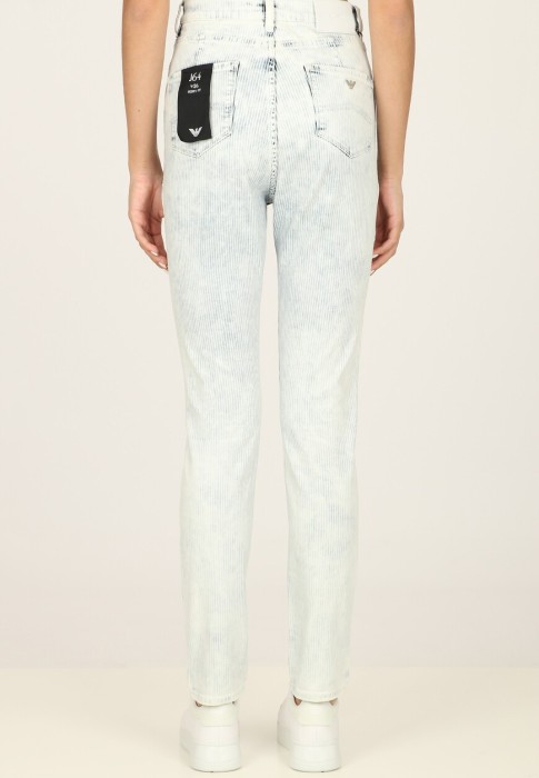 джинсы  из италии вид сбоку