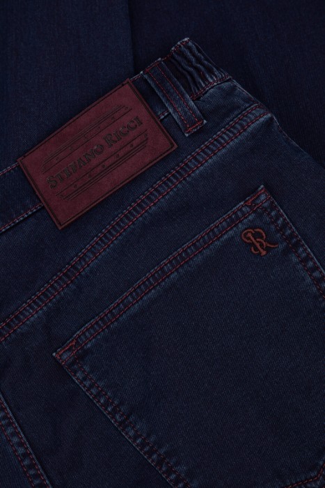 джинсы  для взрослого возраста с изнаночной стороны