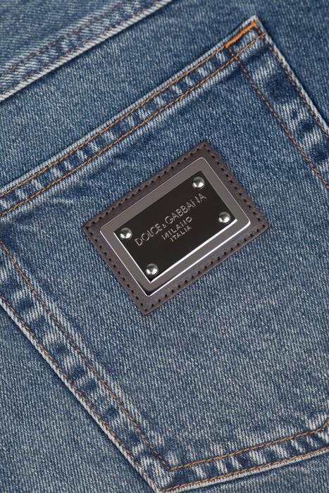 джинсы  на сезон этого года фотография