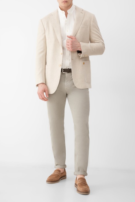 джинсы  из хлопка спереди