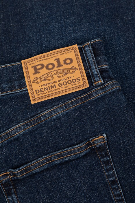 джинсы  для взрослого возраста с изнаночной стороны