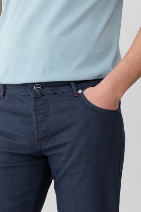 джинсы  из италии вид сбоку