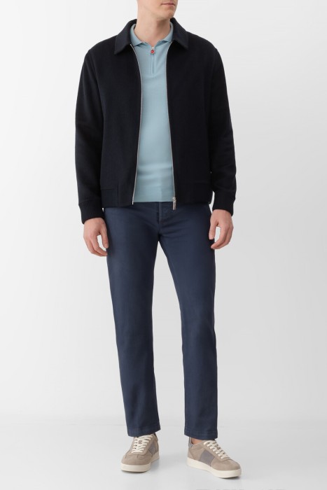 джинсы  из хлопка спереди