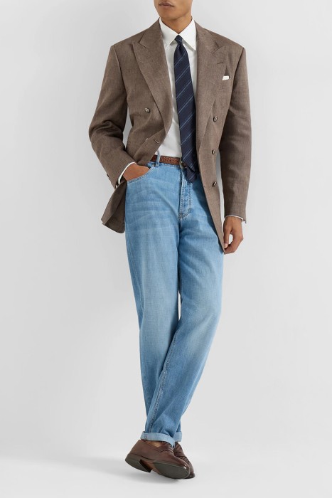 Товар голубого цвета с внутренней стороны