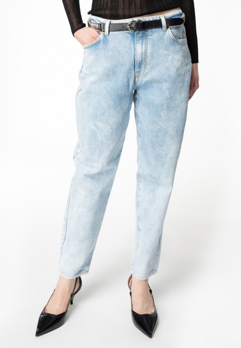 джинсы  из италии вид сбоку