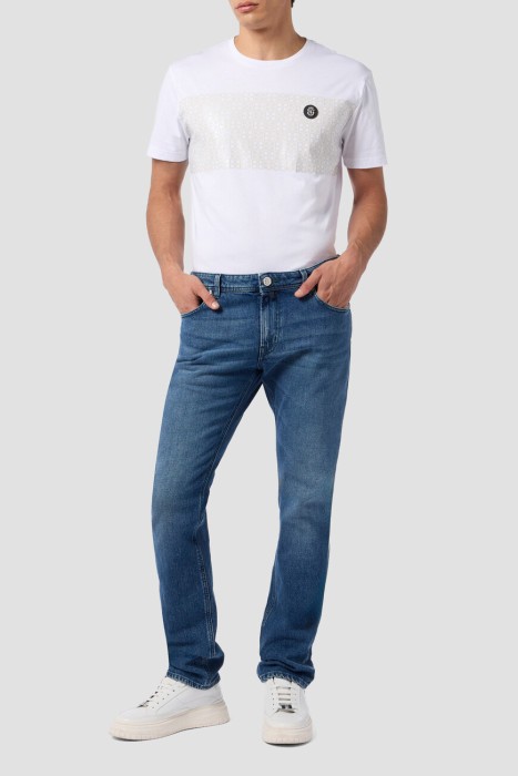 Товар синего цвета с внутренней стороны