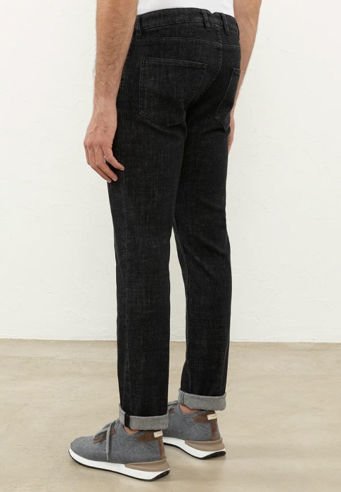 джинсы  по цене 51350 руб вид справа