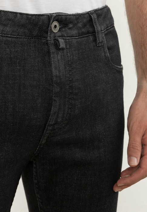 джинсы  из италии вид сбоку