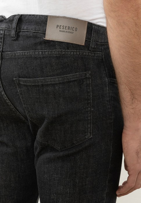 Товар серого цвета с внутренней стороны