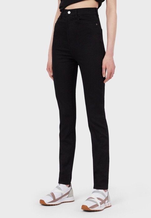 джинсы  от бренда emporio armani вид слева