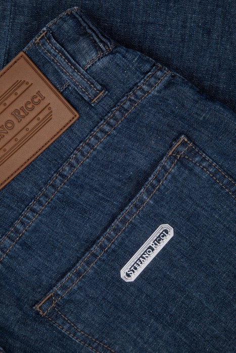 джинсы  для взрослого возраста с изнаночной стороны