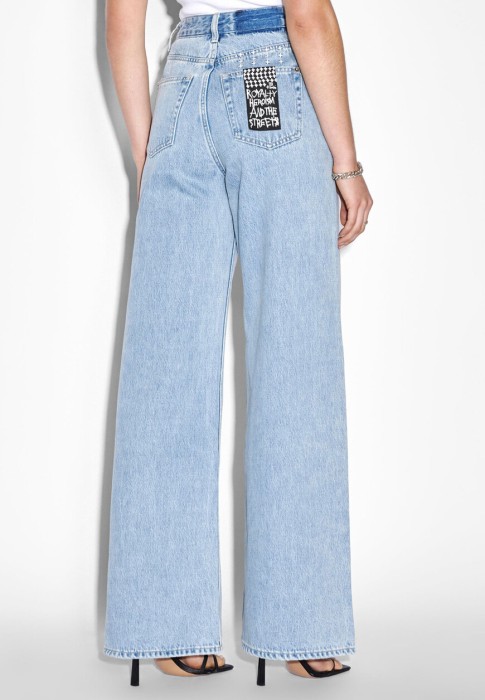 джинсы  из проверенных материалов спереди