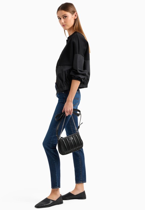 джинсы  от бренда emporio armani вид слева