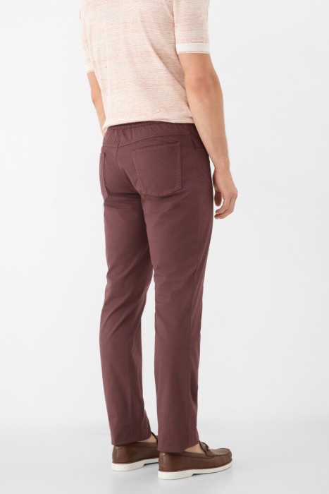 джинсы  по цене 112800 руб вид справа