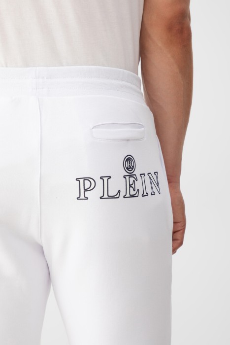 Товар белого цвета с внутренней стороны