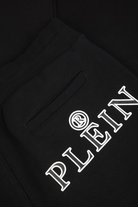 джоггеры  на сезон этого года фотография