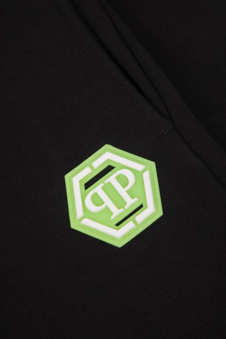 джоггеры  на сезон этого года фотография