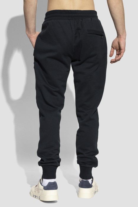 джоггеры  от бренда dolce & gabbana вид слева