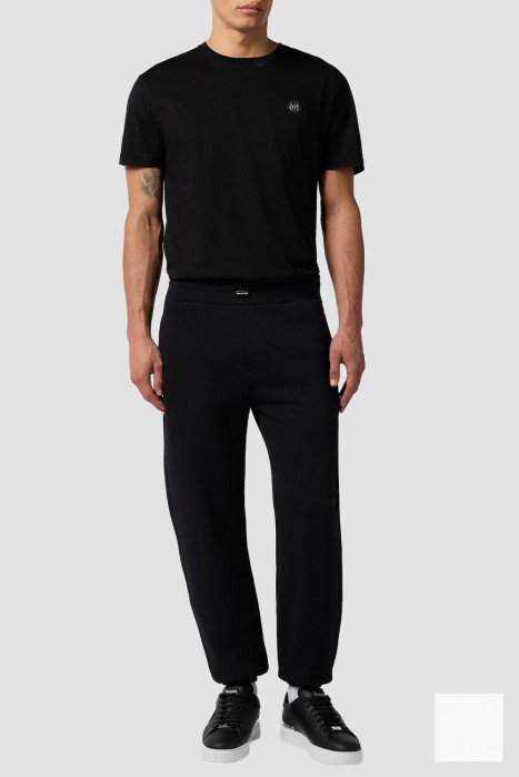 Товар белого цвета с внутренней стороны