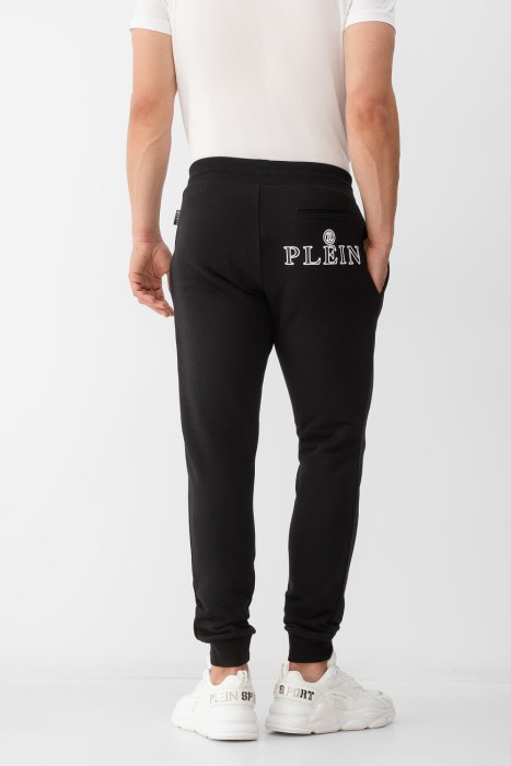 джоггеры от бренда philipp plein вид слева
