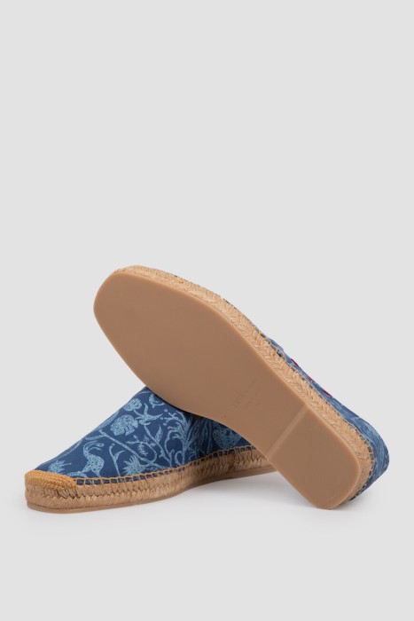 эспадрильи  универсального стиля с лицевой стороны