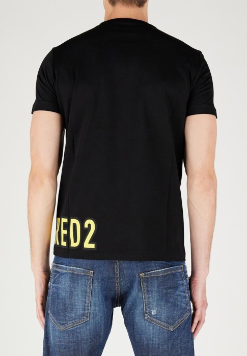 Товар черного цвета с внутренней стороны