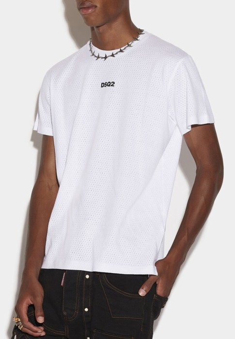 Товар белого цвета с внутренней стороны