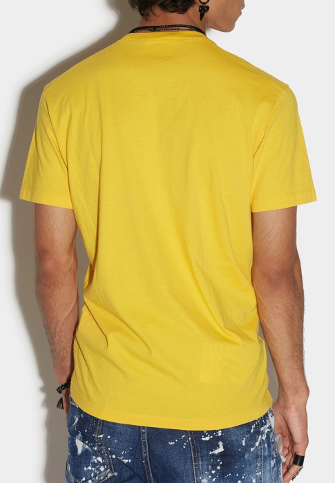 футболка 2 от бренда dsquared вид слева