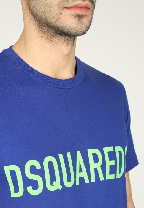 Товар синего цвета с внутренней стороны