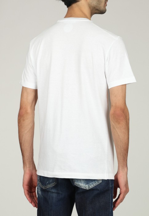 Товар белого цвета с внутренней стороны