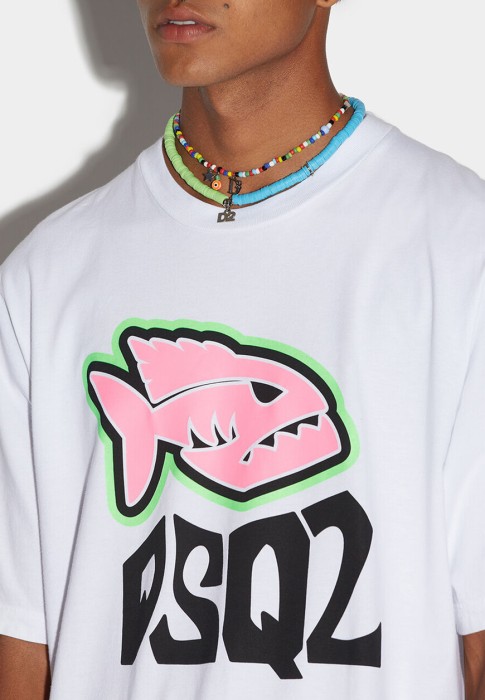 Товар белого цвета с внутренней стороны