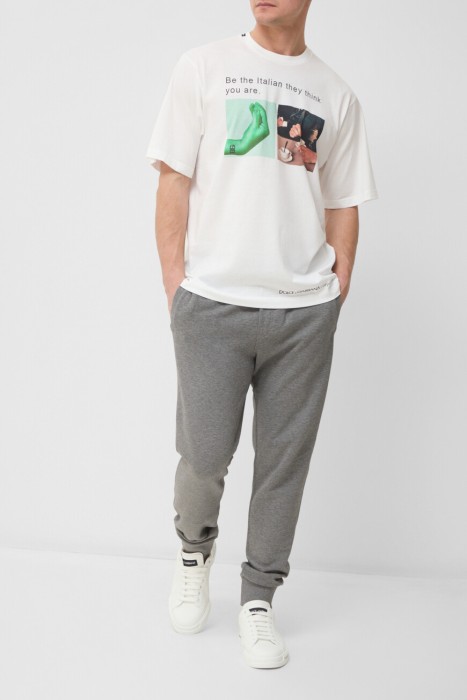 Товар белого цвета с внутренней стороны