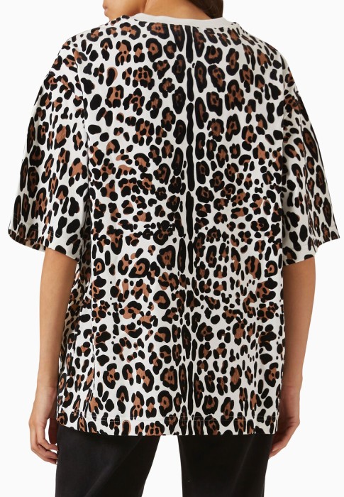 Товар коричневого цвета с внутренней стороны