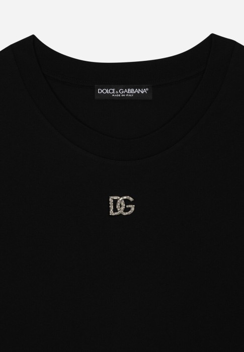 Товар черного цвета с внутренней стороны