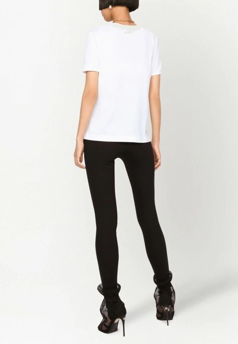 Товар белого цвета с внутренней стороны