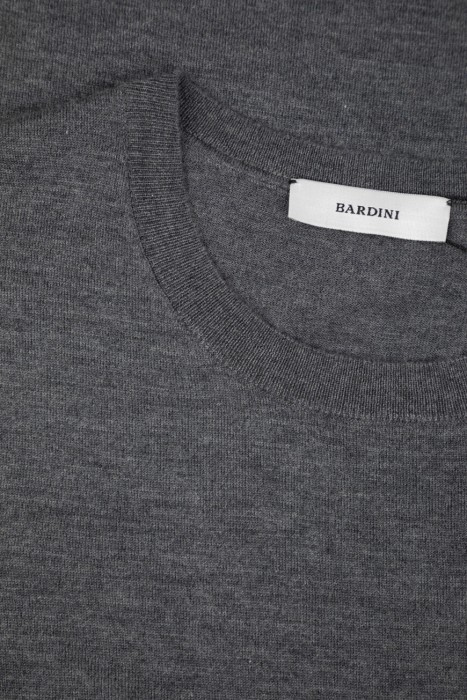 футболка-джемпер  из кашемира спереди