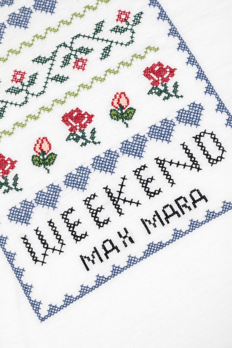 Продукция для женщин фото