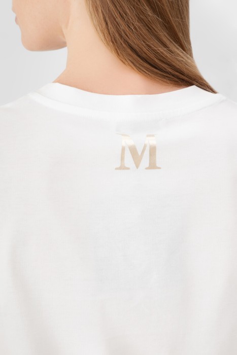 Товар белого цвета с внутренней стороны