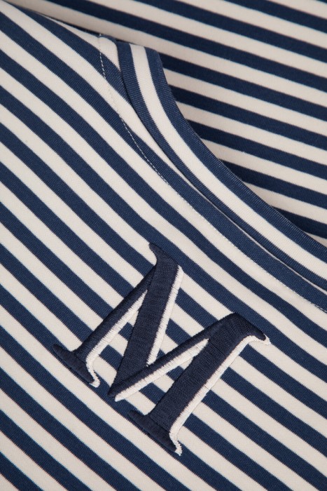 футболка maxmara для взрослого возраста с изнаночной стороны