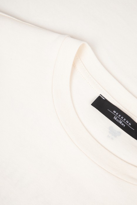 Продукция для женщин фото