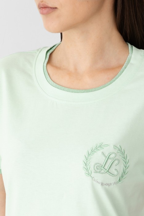 футболка  модель biscottino из италии вид сбоку