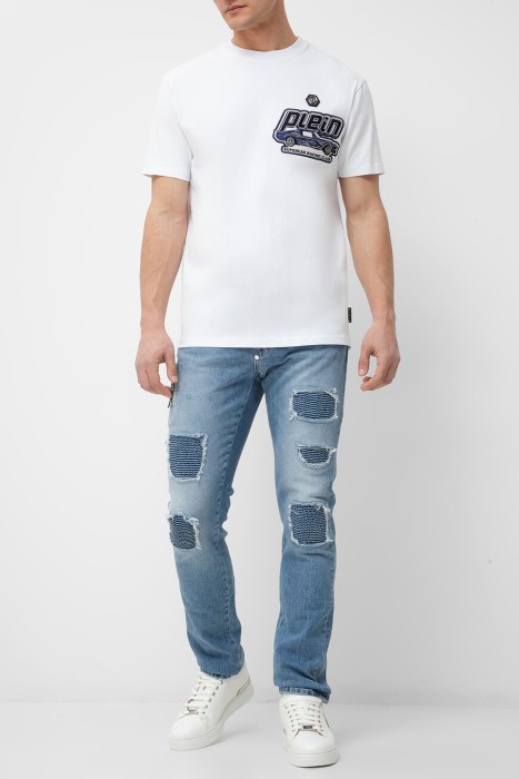 Товар белого цвета с внутренней стороны